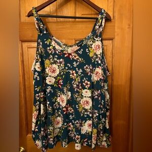 Torrid Cold Shoulder Floral Top Size 3